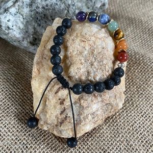 **NWT Chakra Bracelet w/Gemstones & Lava Rocks